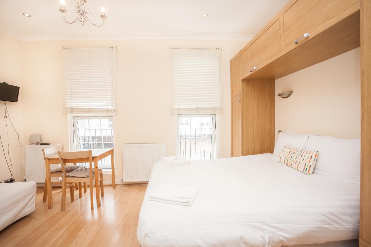 Apartment 123 London